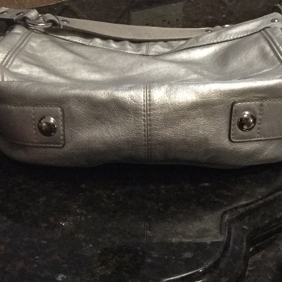 COACH SATCHEL - Picture 8 of 8